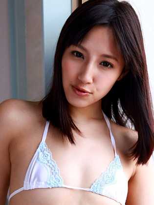青山ローラ
